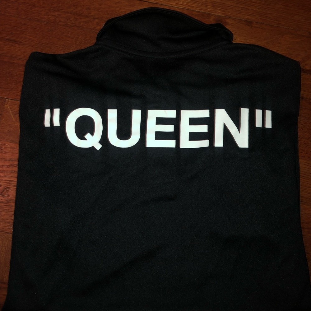 NIKE OFF WHITE “QUEEN” TENNIS SHIRT